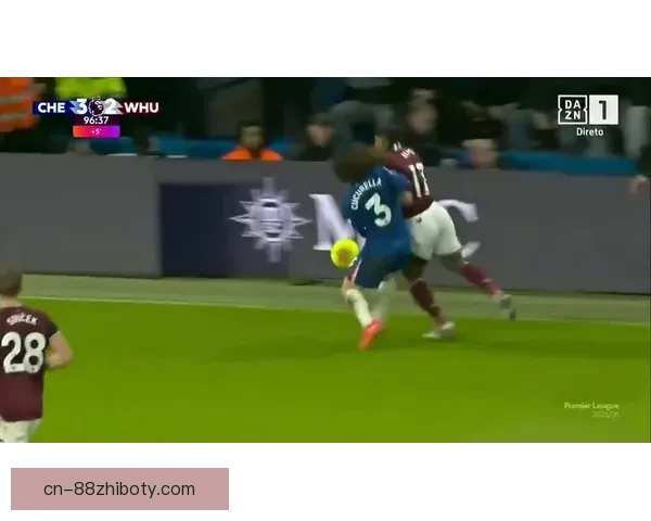 库库连线特拉奥雷隔屏打趣赛场