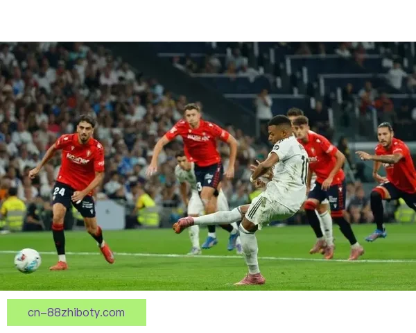 皇马赴奥萨苏纳姆总赫伊森伤缺 皇马赴奥萨苏纳姆总赫伊森伤缺